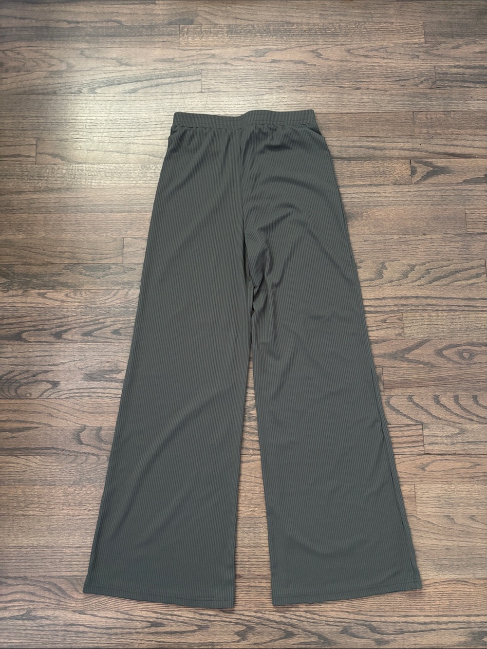 SHEIN Olive Wide Leg Pants - Picture 10 of 15